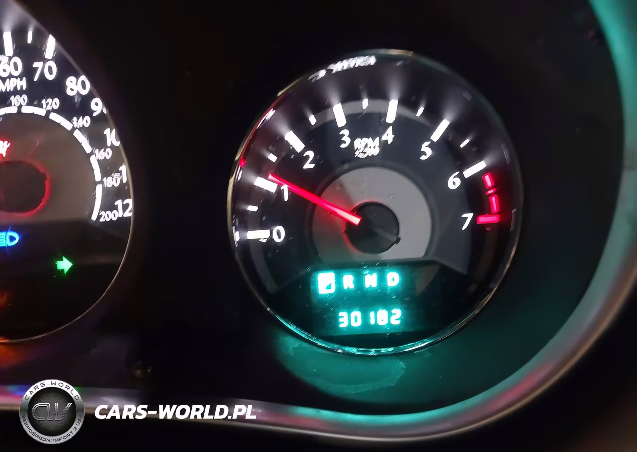 2011 Chrysler 200 Limited VIN:1C3BC2FB4BN572008 - 7