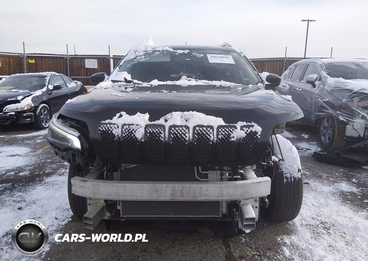2019 Jeep Cherokee Latitude 4X4 VIN:1C4PJMCB4KD141357 - 13