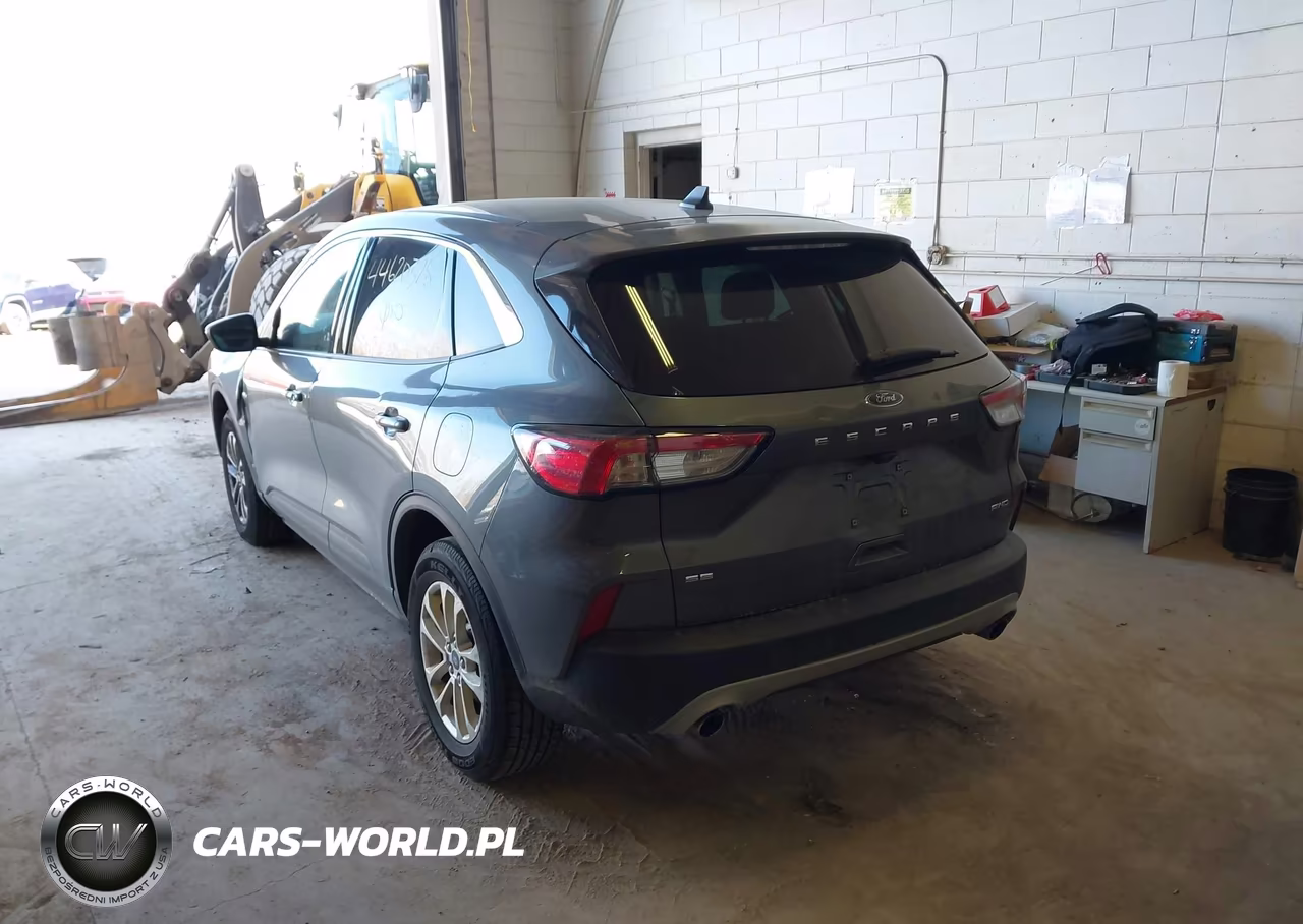 2021 Ford Escape Se VIN:1FMCU9G6XMUA39835 - 3