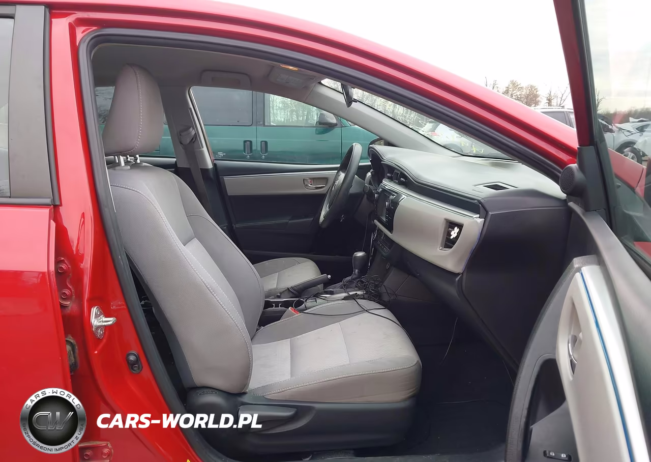 2015 Toyota Corolla Le VIN:2T1BURHE8FC356356 - 5