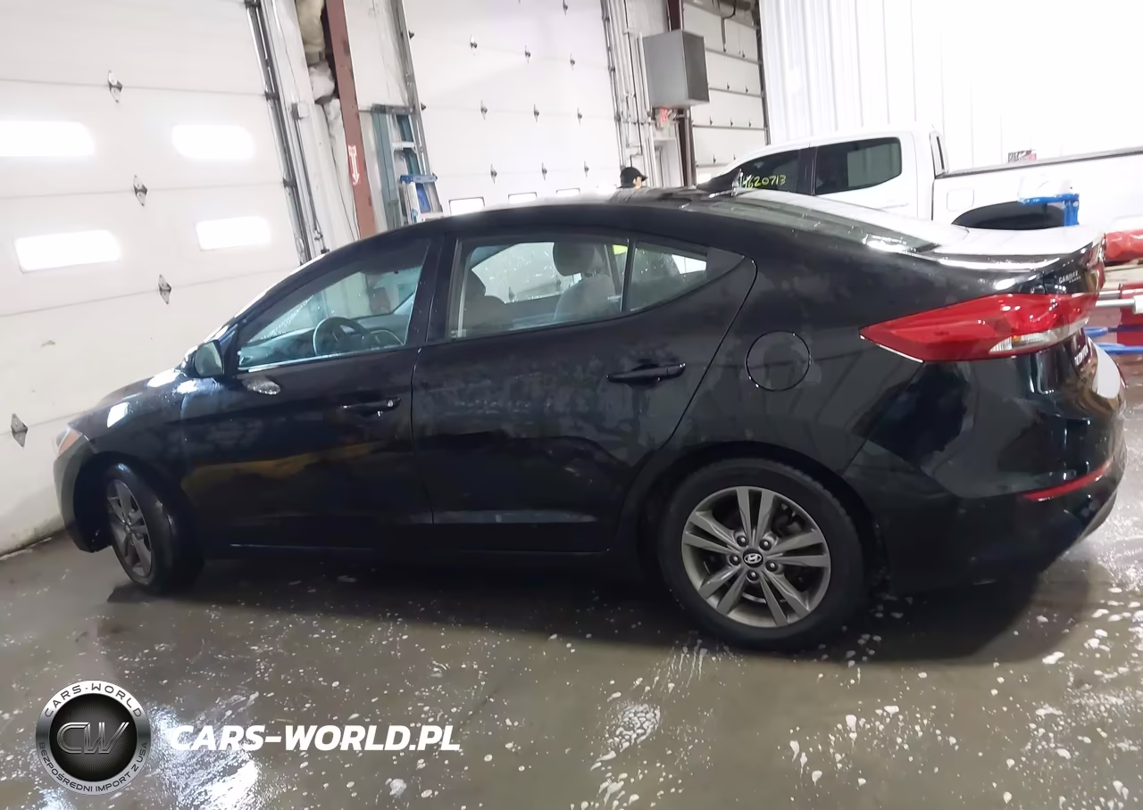 2018 Hyundai Elantra Sel VIN:5NPD84LF0JH216646 - 14
