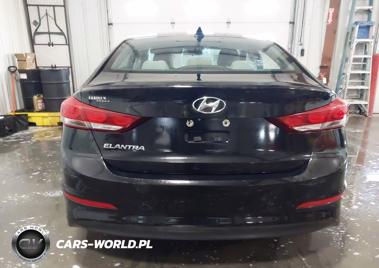 2018 Hyundai Elantra Sel VIN:5NPD84LF0JH216646 - 16