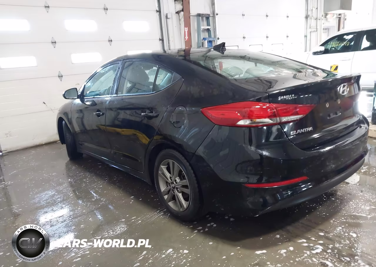 2018 Hyundai Elantra Sel VIN:5NPD84LF0JH216646 - 3