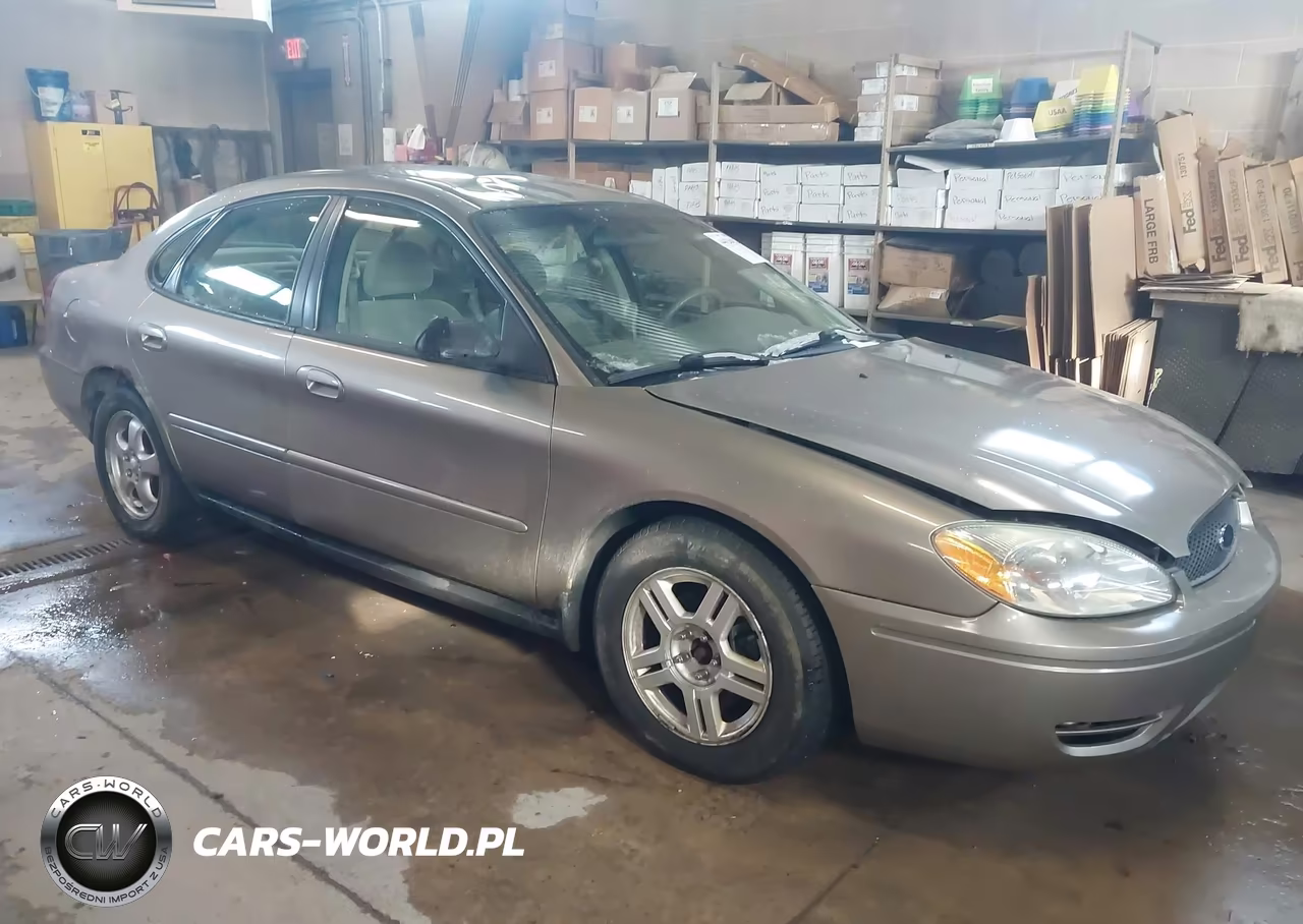 2005 Ford Taurus Se