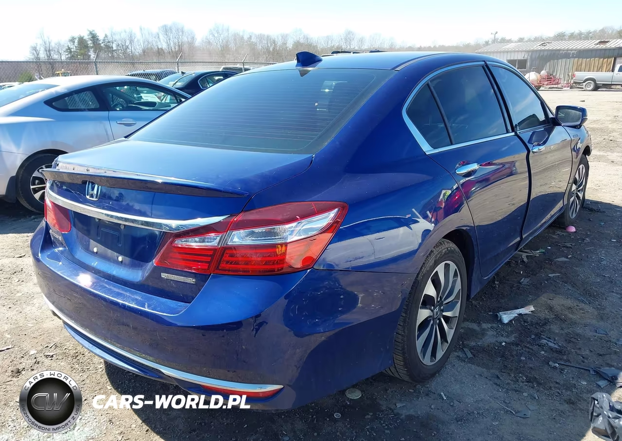 2017 Honda Accord Hybrid VIN:JHMCR6F31HC020676 - 4