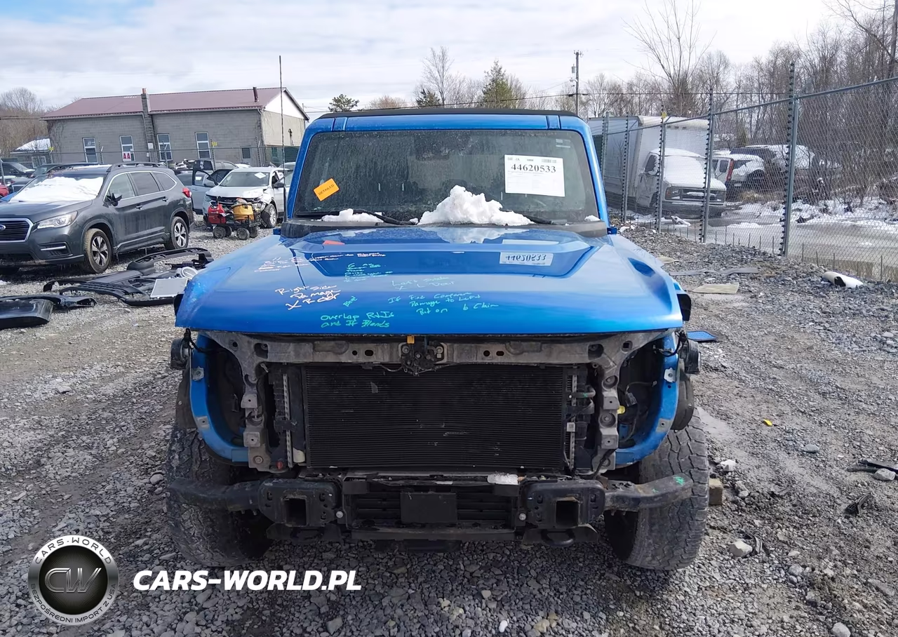 2022 Ford Bronco VIN:1FMDE5BH0NLA93963 - 13