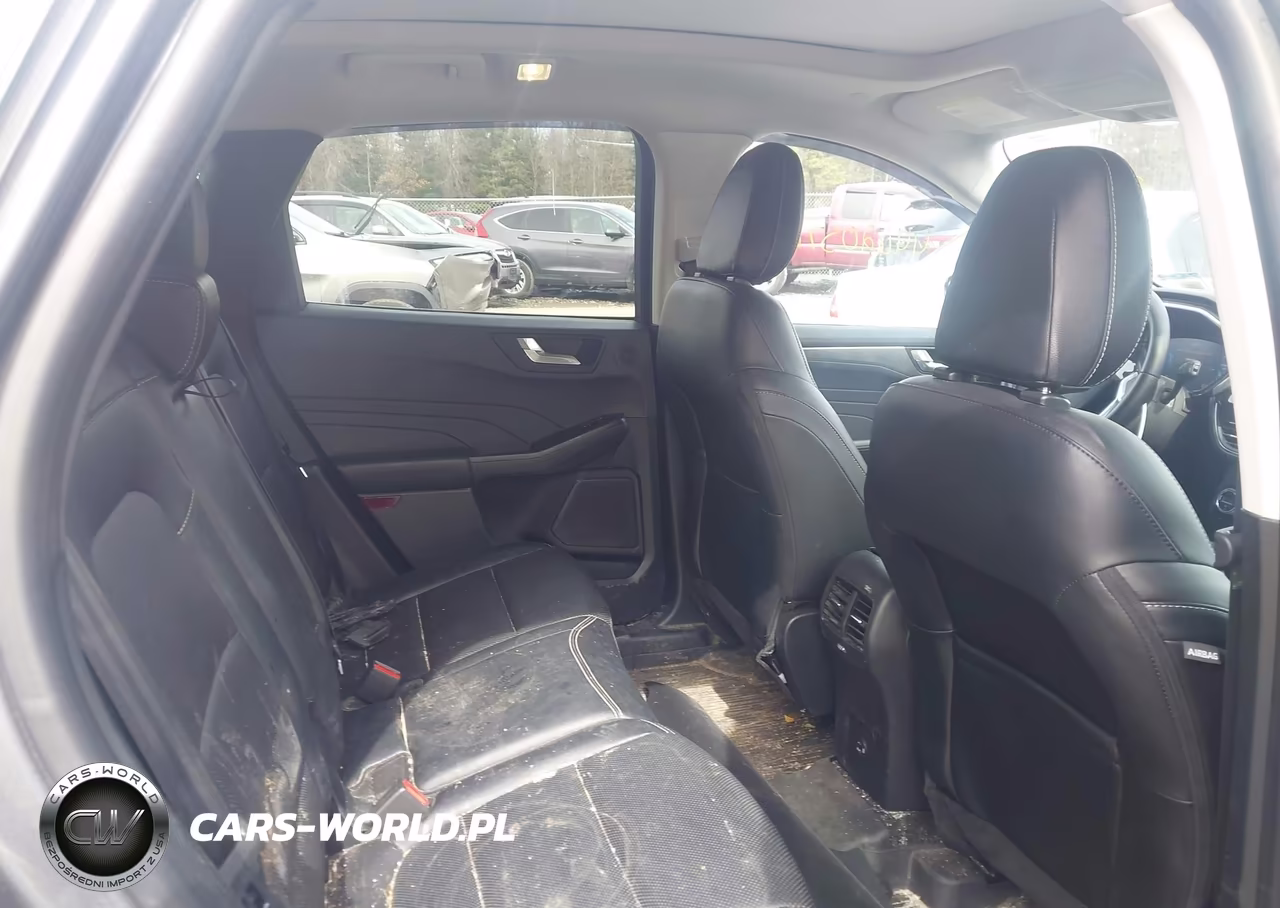 2021 Ford Escape Titanium Hybrid VIN:1FMCU9DZ5MUB11569 - 8