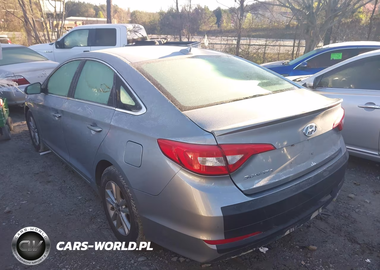 2015 Hyundai Sonata Se VIN:5NPE24AF7FH018016 - 3