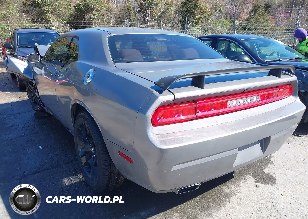 2012 Dodge Challenger Sxt VIN:2C3CDYAGXCH186811 - 3