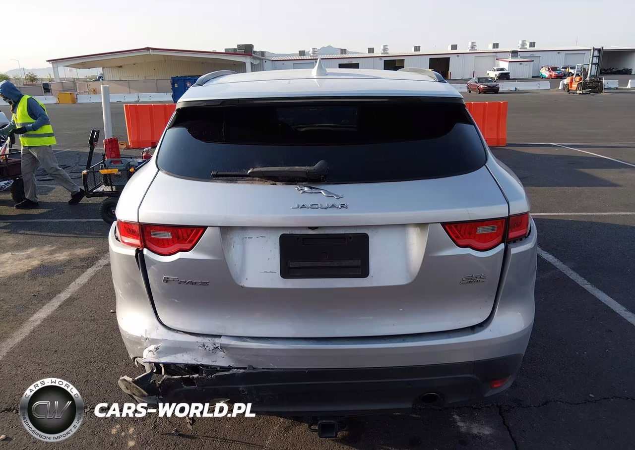2018 Jaguar F-Pace 25T Prestige VIN:SADCK2FX7JA255025 - 16