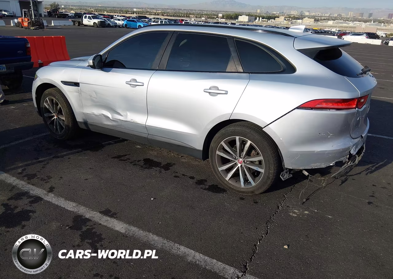 2018 Jaguar F-Pace 25T Prestige VIN:SADCK2FX7JA255025 - 3