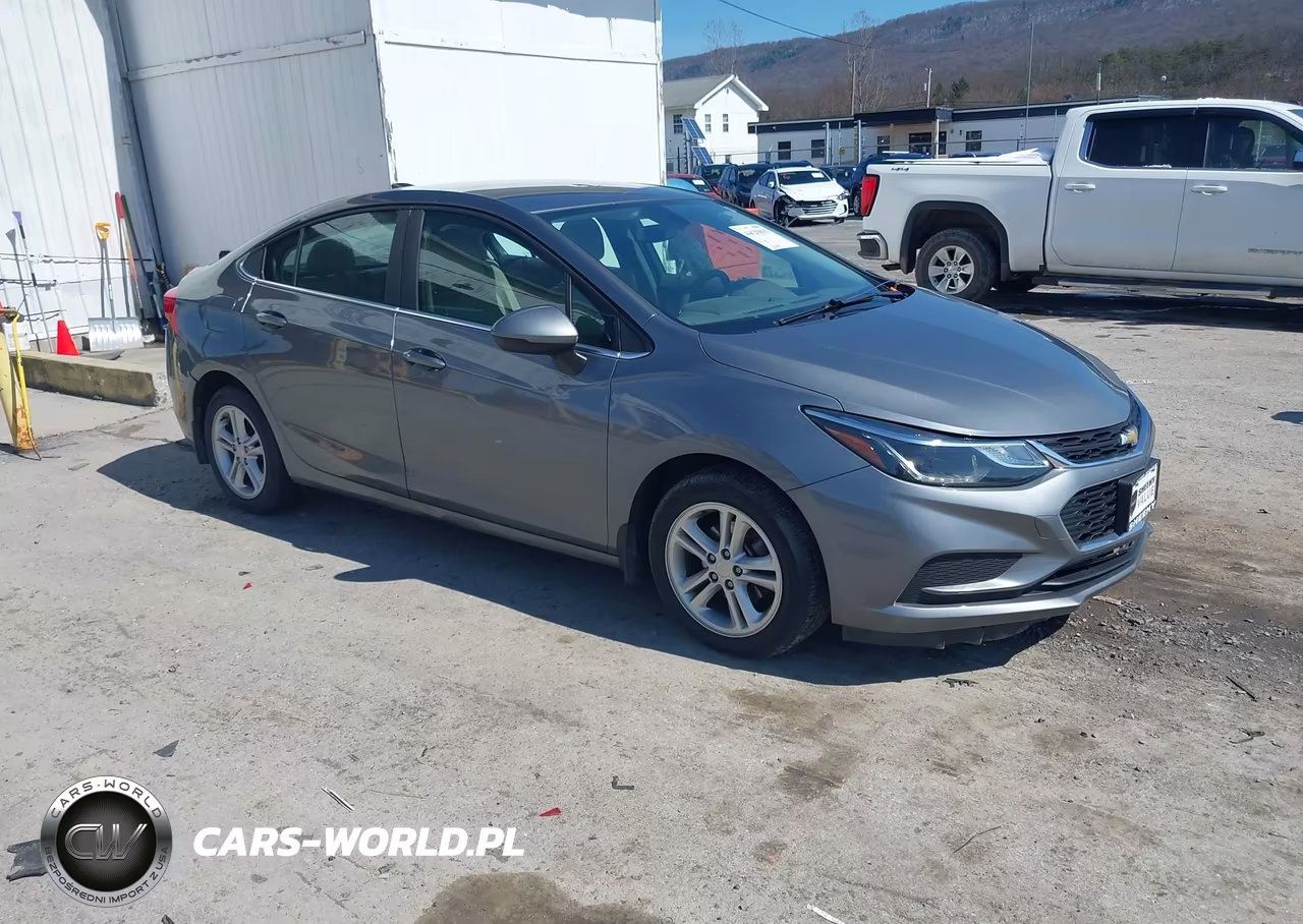 2018 Chevrolet Cruze Lt Auto – zdjęcie 1 z 16