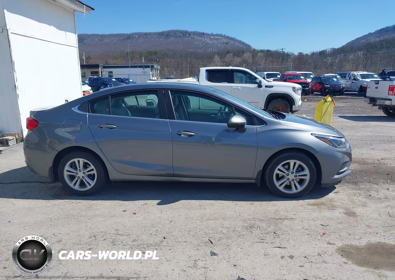 2018 Chevrolet Cruze Lt Auto VIN:1G1BE5SM8J7162841 - 13