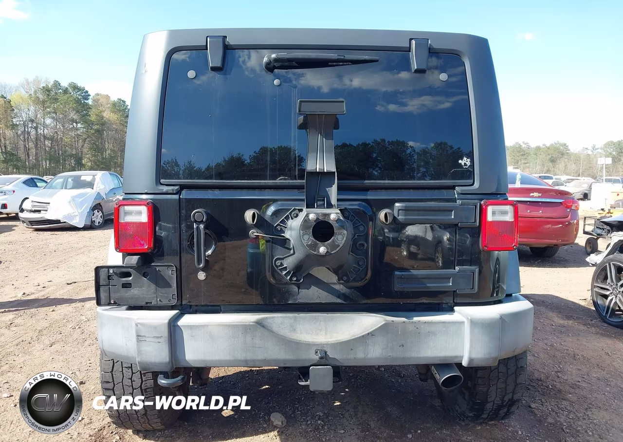 2016 Jeep Wrangler Unlimited Sport VIN:1C4BJWDG3GL230558 - 16