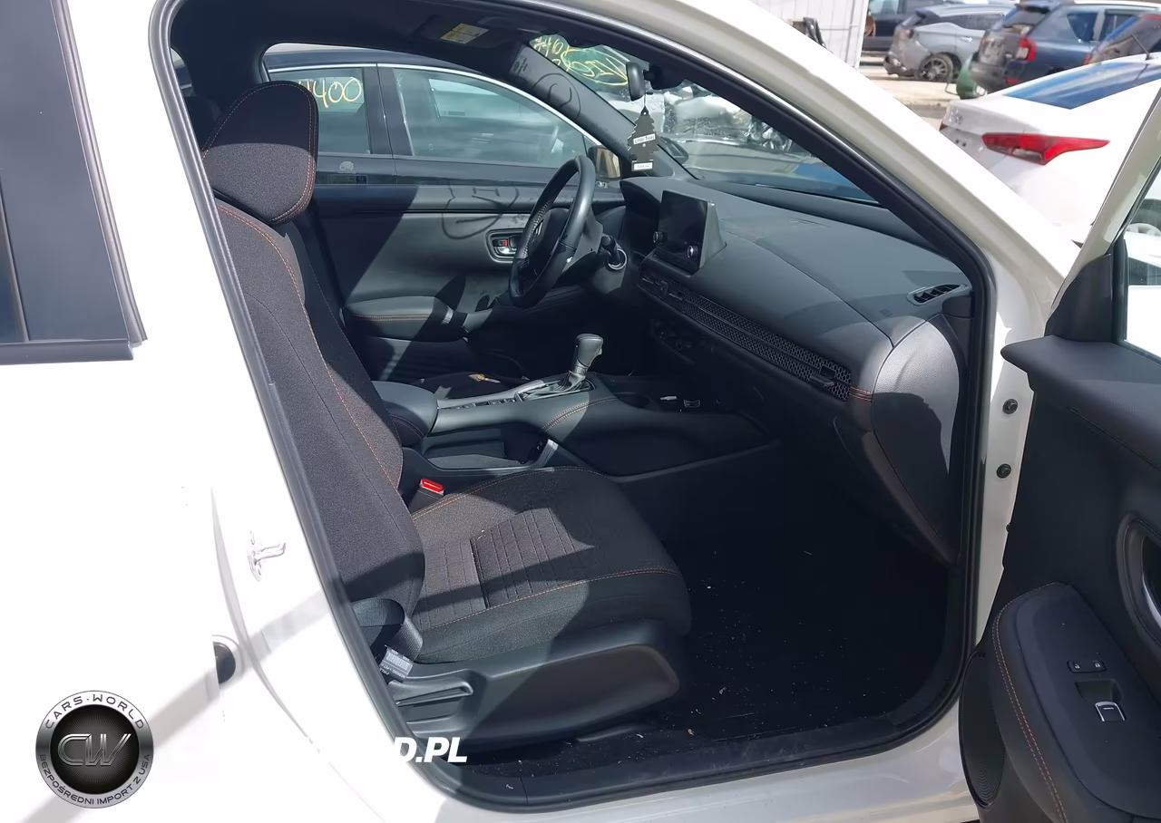 2025 Honda Hr-V Awd Sport VIN:3CZRZ2H55SM748293 - 5