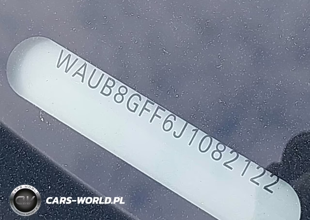 2018 Audi A3 2.0T Premium-2.0T Tech Premium VIN:WAUB8GFF6J1082122 - 17