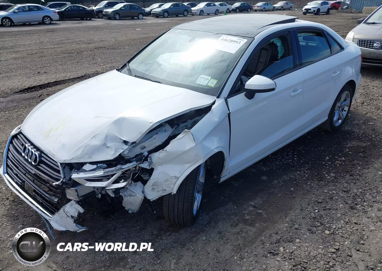 2018 Audi A3 2.0T Premium-2.0T Tech Premium VIN:WAUB8GFF6J1082122 - 2