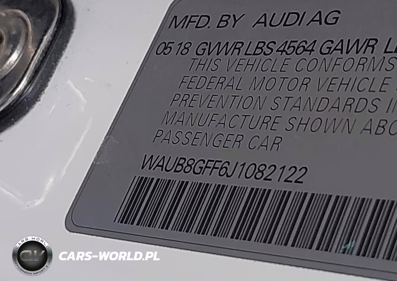 2018 Audi A3 2.0T Premium-2.0T Tech Premium VIN:WAUB8GFF6J1082122 - 9