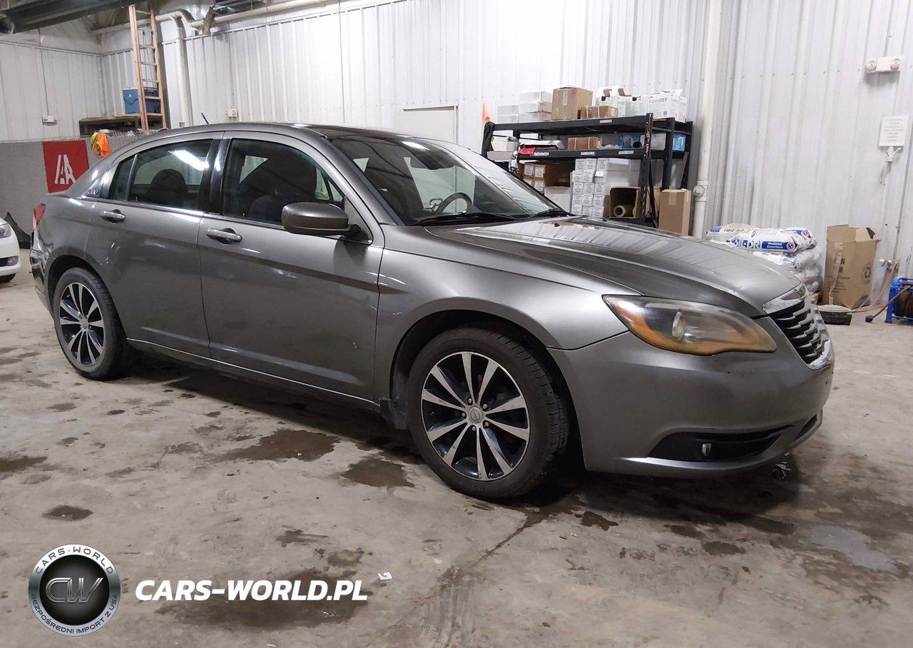 2012 Chrysler 200 Touring