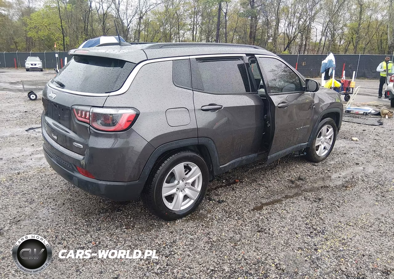 2022 Jeep Compass Latitude Fwd VIN:3C4NJCBB4NT225003 - 4