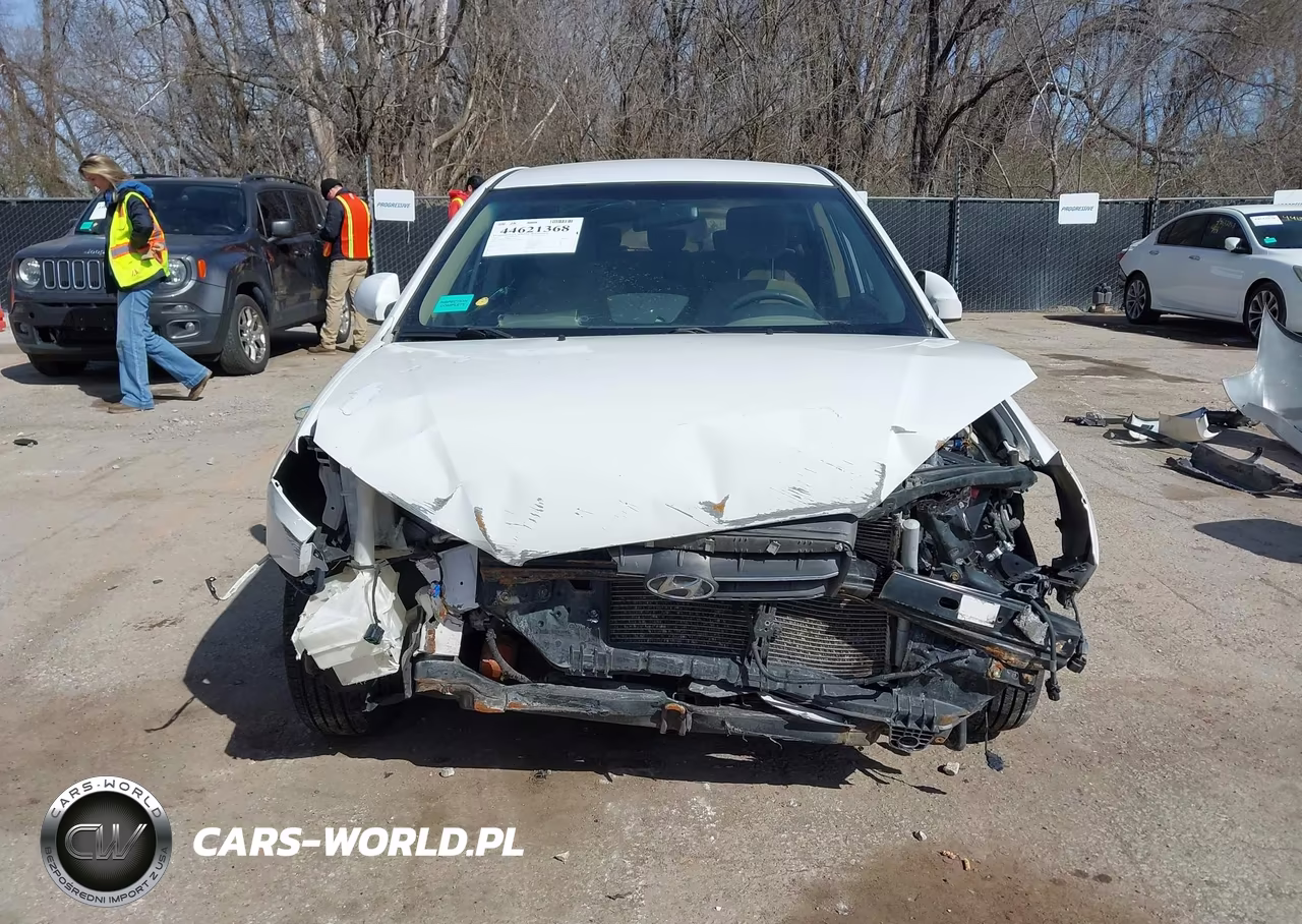 2010 Hyundai Elantra Gls VIN:KMHDU4AD4AU165215 - 13