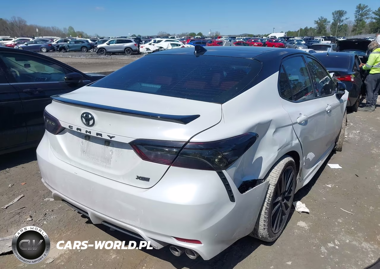 2022 Toyota Camry Xse VIN:4T1K61AK3NU067829 - 4