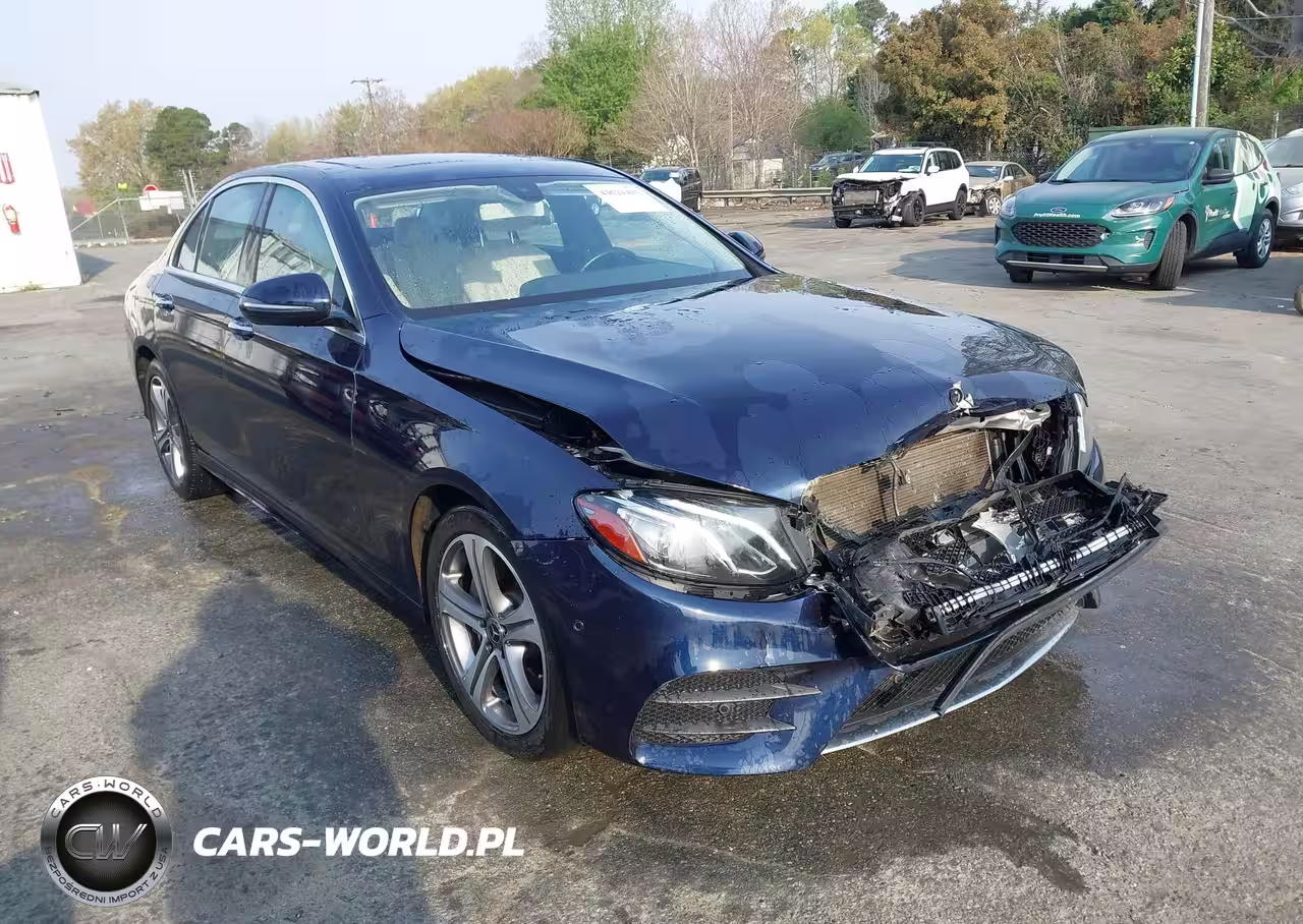 2017 Mercedes-Benz E 300 4Matic