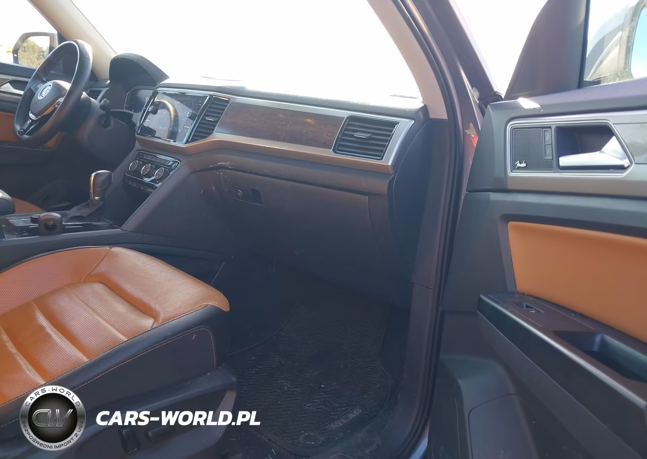 2019 Volkswagen Atlas 3.6L V6 Sel Premium VIN:1V2NR2CA4KC603142 - 5