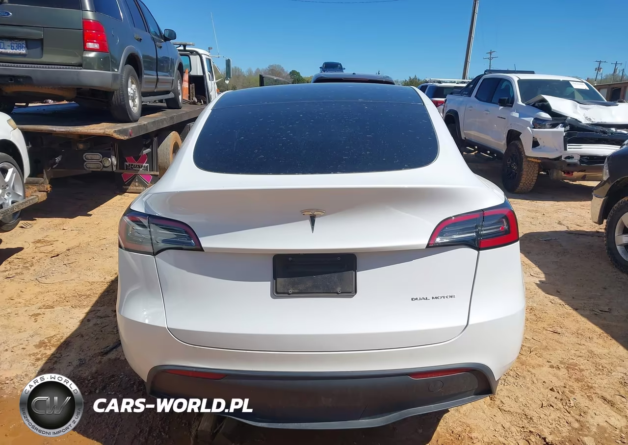 2023 Tesla Model Y Awd-Long Range Dual Motor All-Wheel Drive VIN:7SAYGAEE9PF666586 - 15