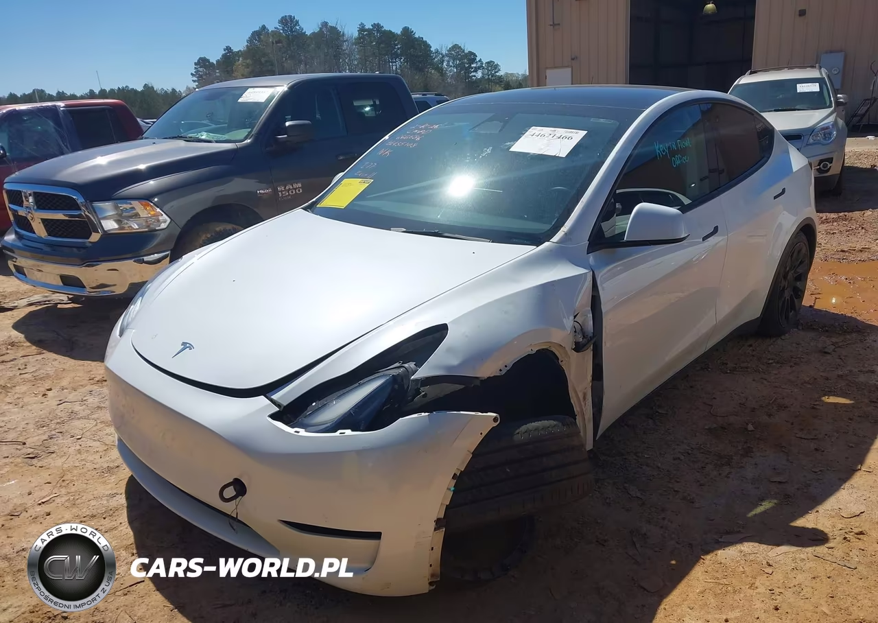 2023 Tesla Model Y Awd-Long Range Dual Motor All-Wheel Drive VIN:7SAYGAEE9PF666586 - 2