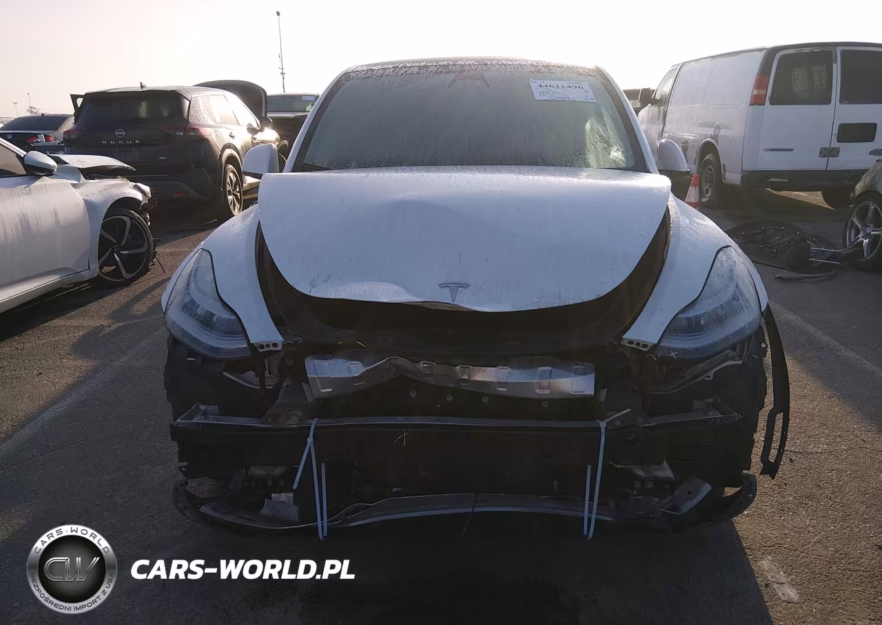 2022 Tesla Model Y Long Range Dual Motor All-Wheel Drive VIN:7SAYGDEE3NF386189 - 13