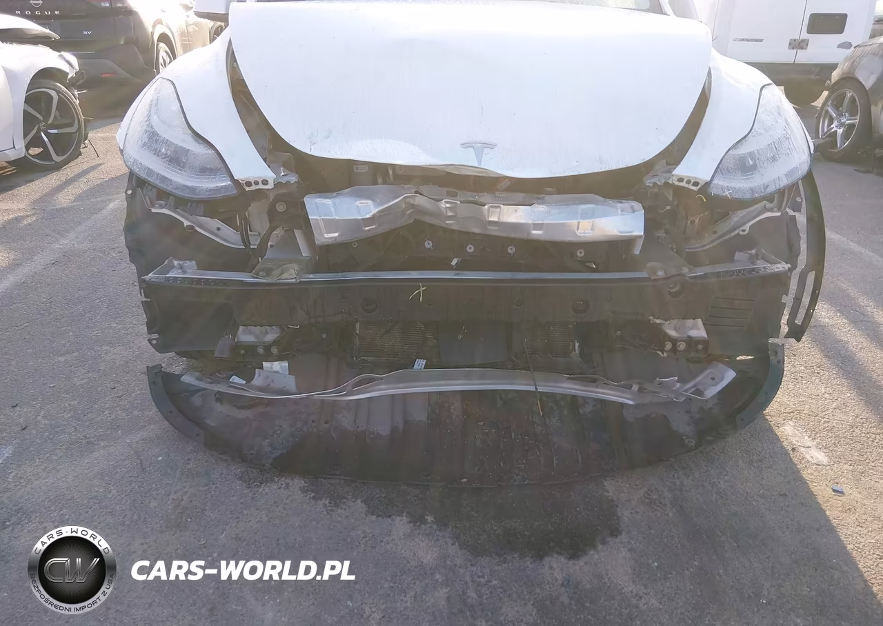 2022 Tesla Model Y Long Range Dual Motor All-Wheel Drive VIN:7SAYGDEE3NF386189 - 6
