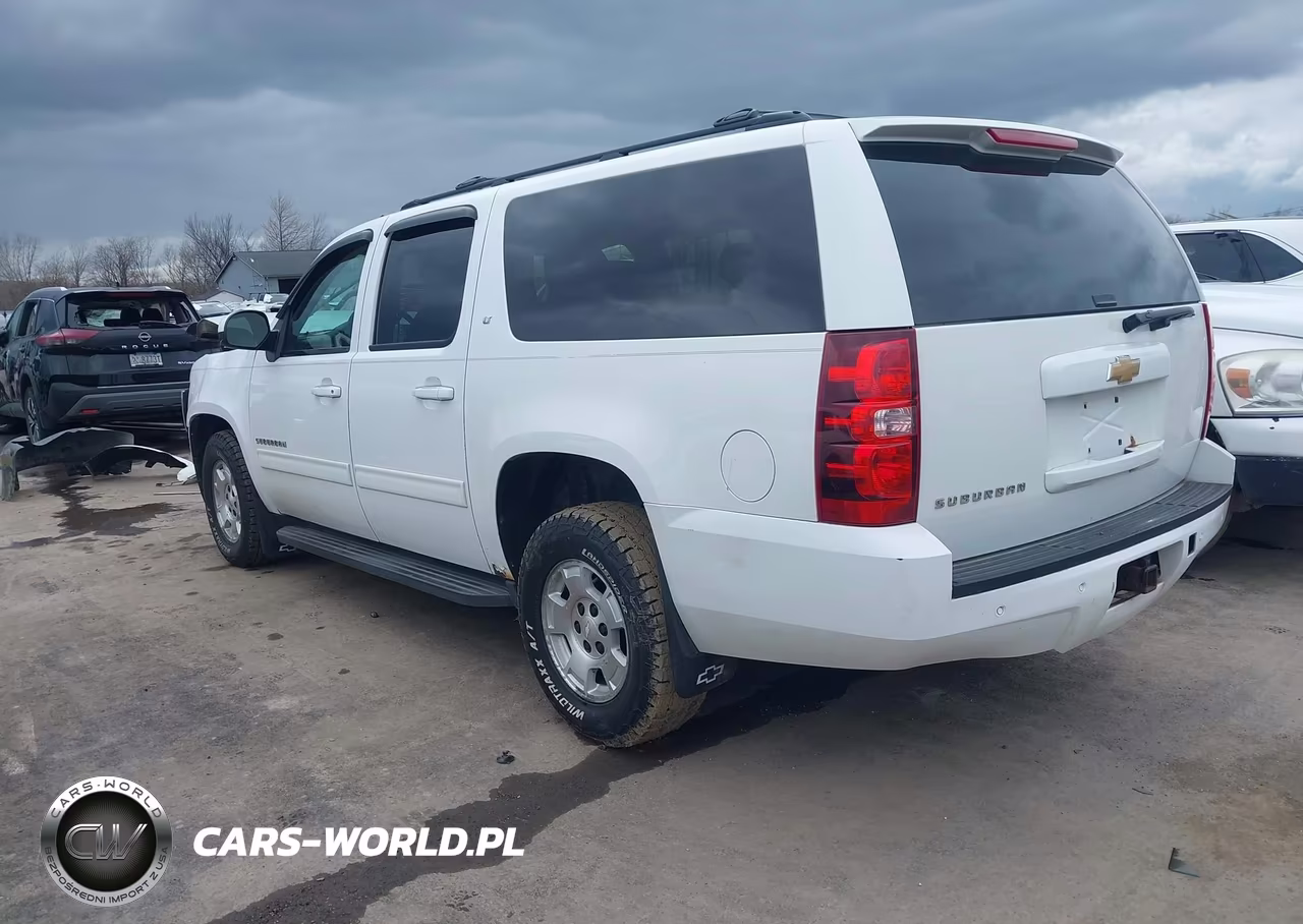 2013 Chevrolet Suburban 1500 Lt VIN:1GNSCJE09DR195362 - 3