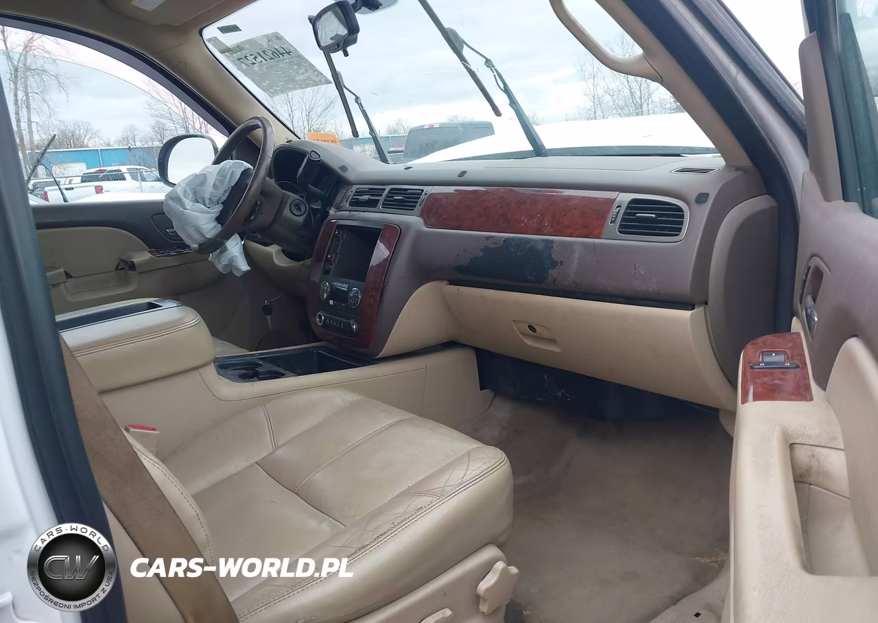 2013 Chevrolet Suburban 1500 Lt VIN:1GNSCJE09DR195362 - 5