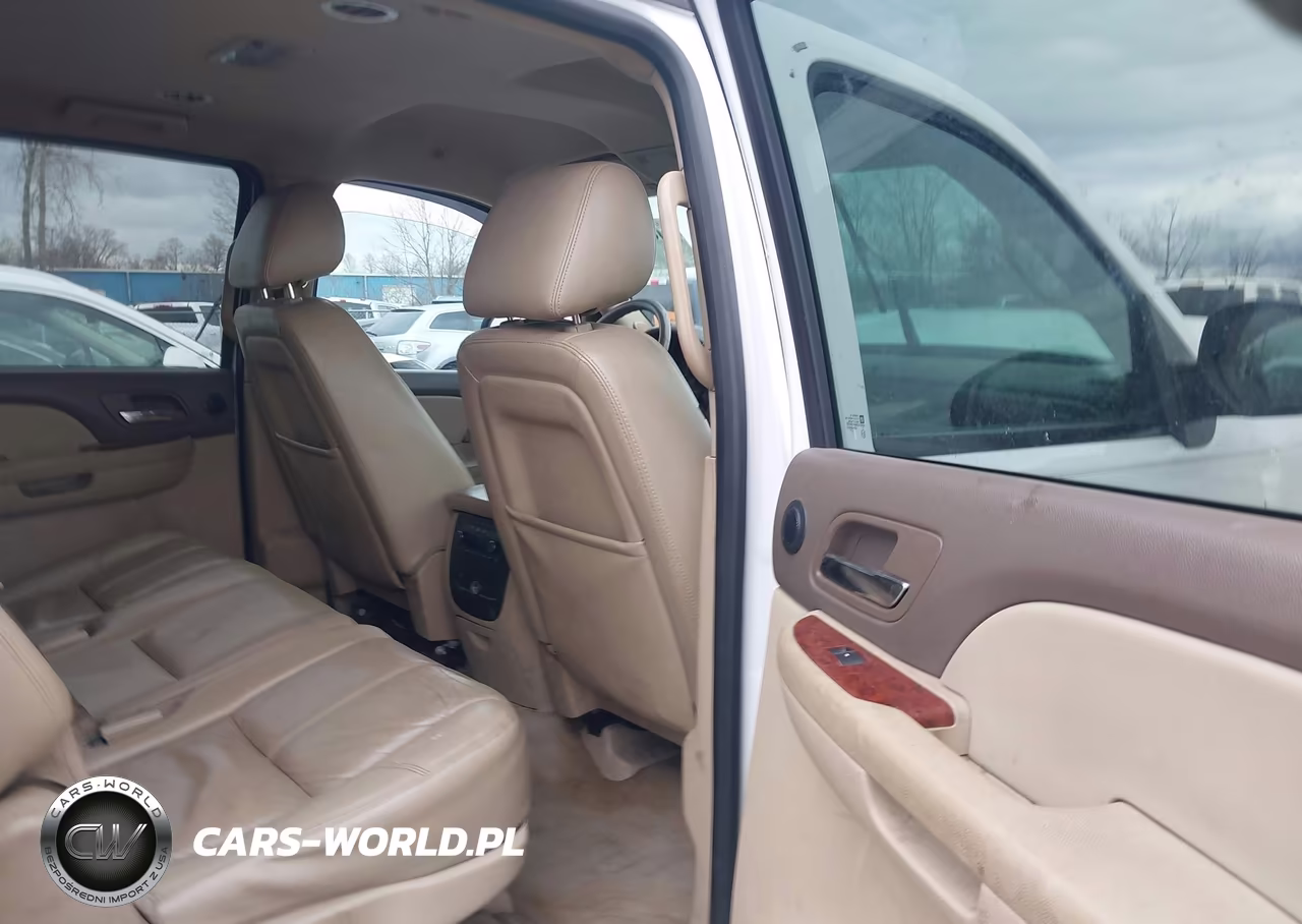 2013 Chevrolet Suburban 1500 Lt VIN:1GNSCJE09DR195362 - 8