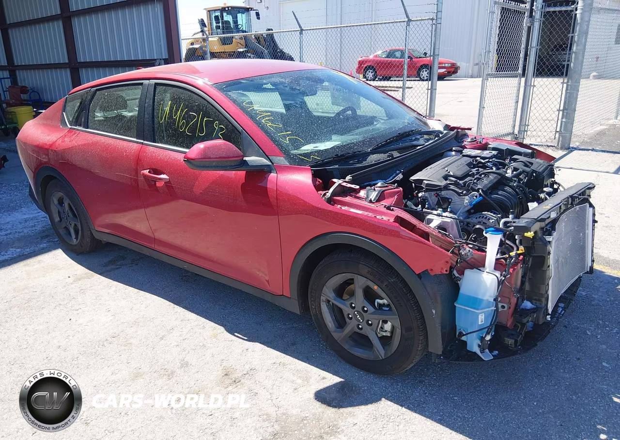 2025 Kia K4 Lxs – zdjęcie 1 z 17