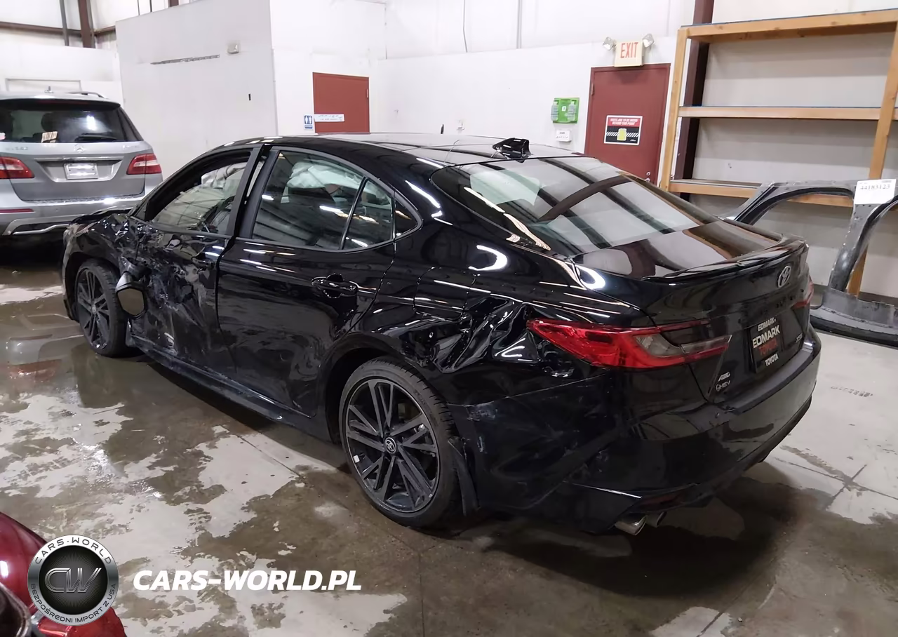 2025 Toyota Camry Xse VIN:4T1DBADK6SU509983 - 3