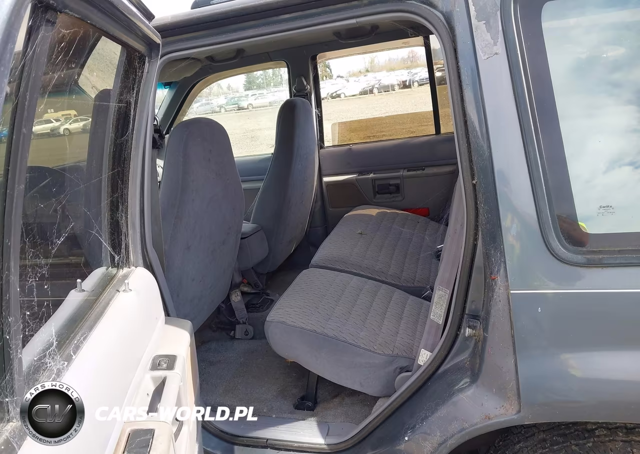 1993 Ford Explorer VIN:1FMDU34X1PUB48302 - 8