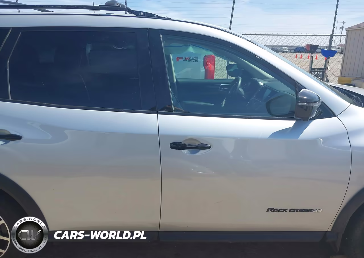 2019 Nissan Pathfinder Sl VIN:5N1DR2MN0KC640621 - 13