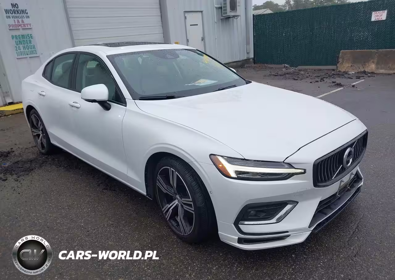 2022 Volvo S60 B5 Inscription