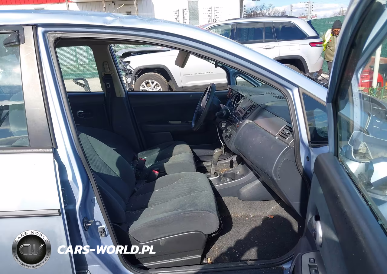2010 Nissan Versa 1.8S VIN:3N1BC1CP9AL379344 - 5