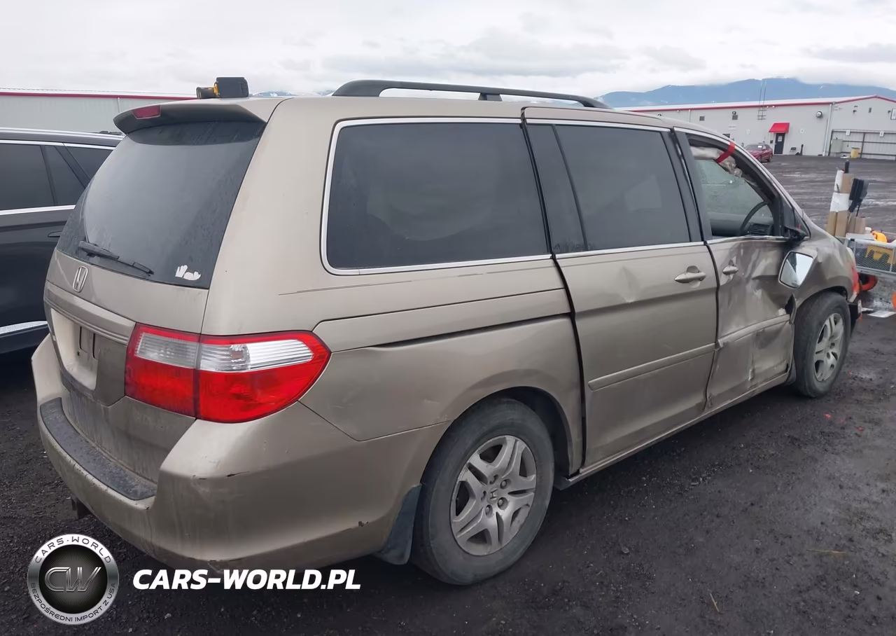 2005 Honda Odyssey Ex VIN:5FNRL38415B081767 - 4
