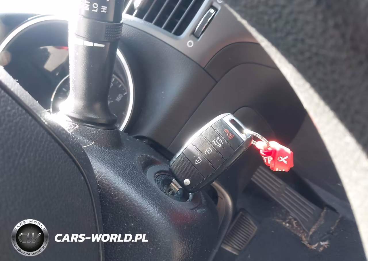 2018 Kia Forte Lx VIN:3KPFL4A79JE215597 - 11
