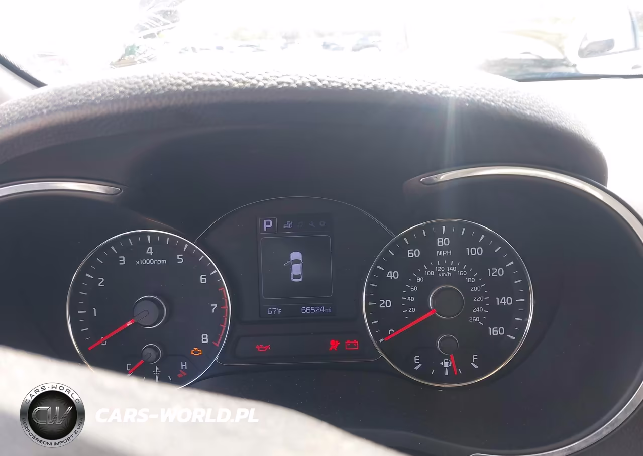 2018 Kia Forte Lx VIN:3KPFL4A79JE215597 - 16