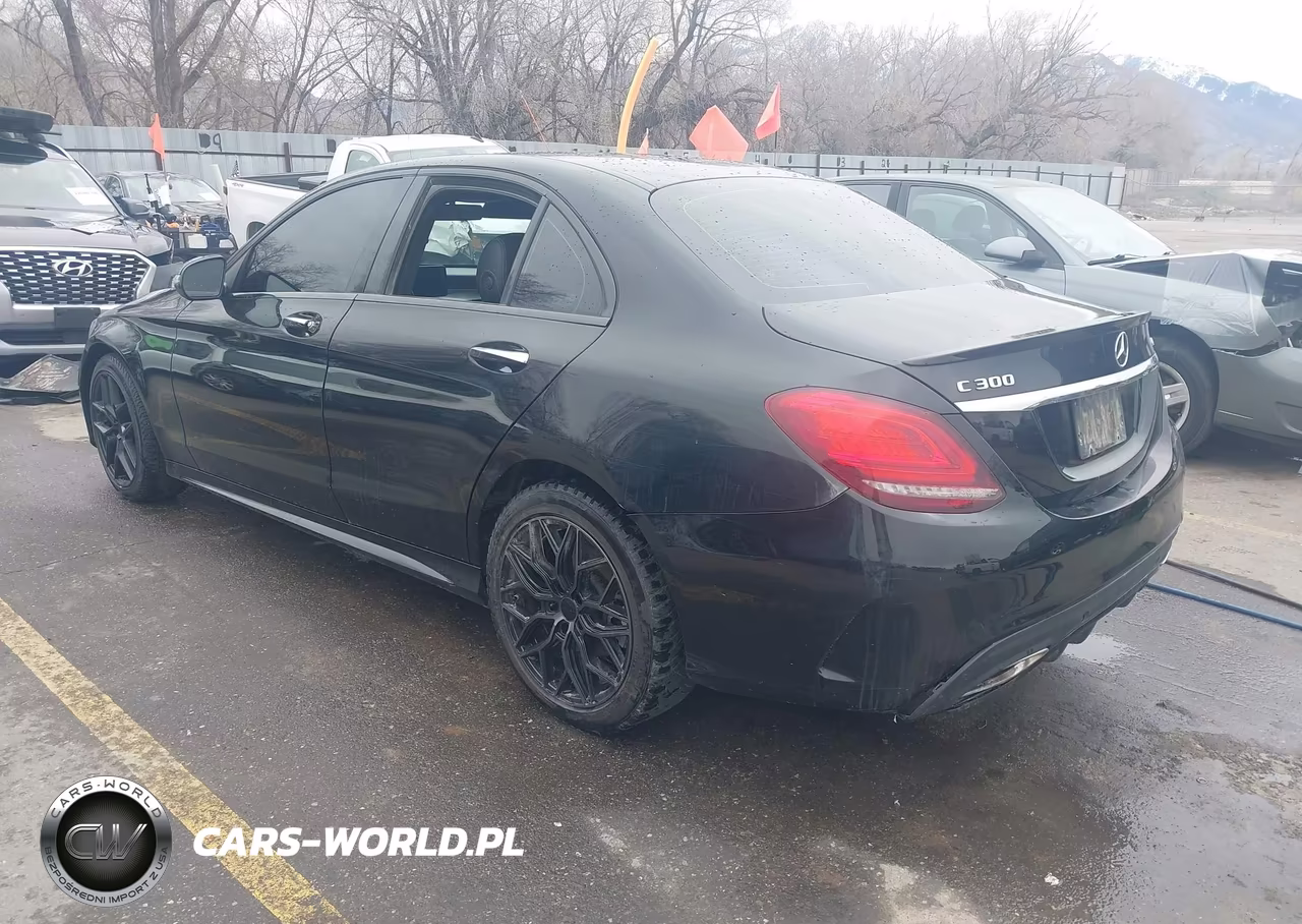 2020 Mercedes-Benz C 300 4Matic VIN:55SWF8EBXLU324739 - 3