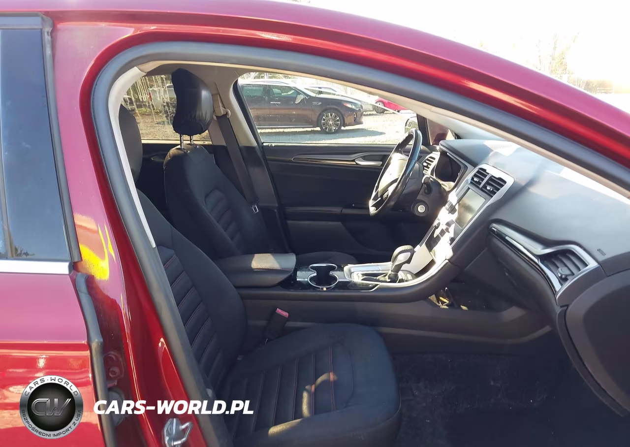 2015 Ford Fusion Se VIN:3FA6P0H74FR199124 - 5