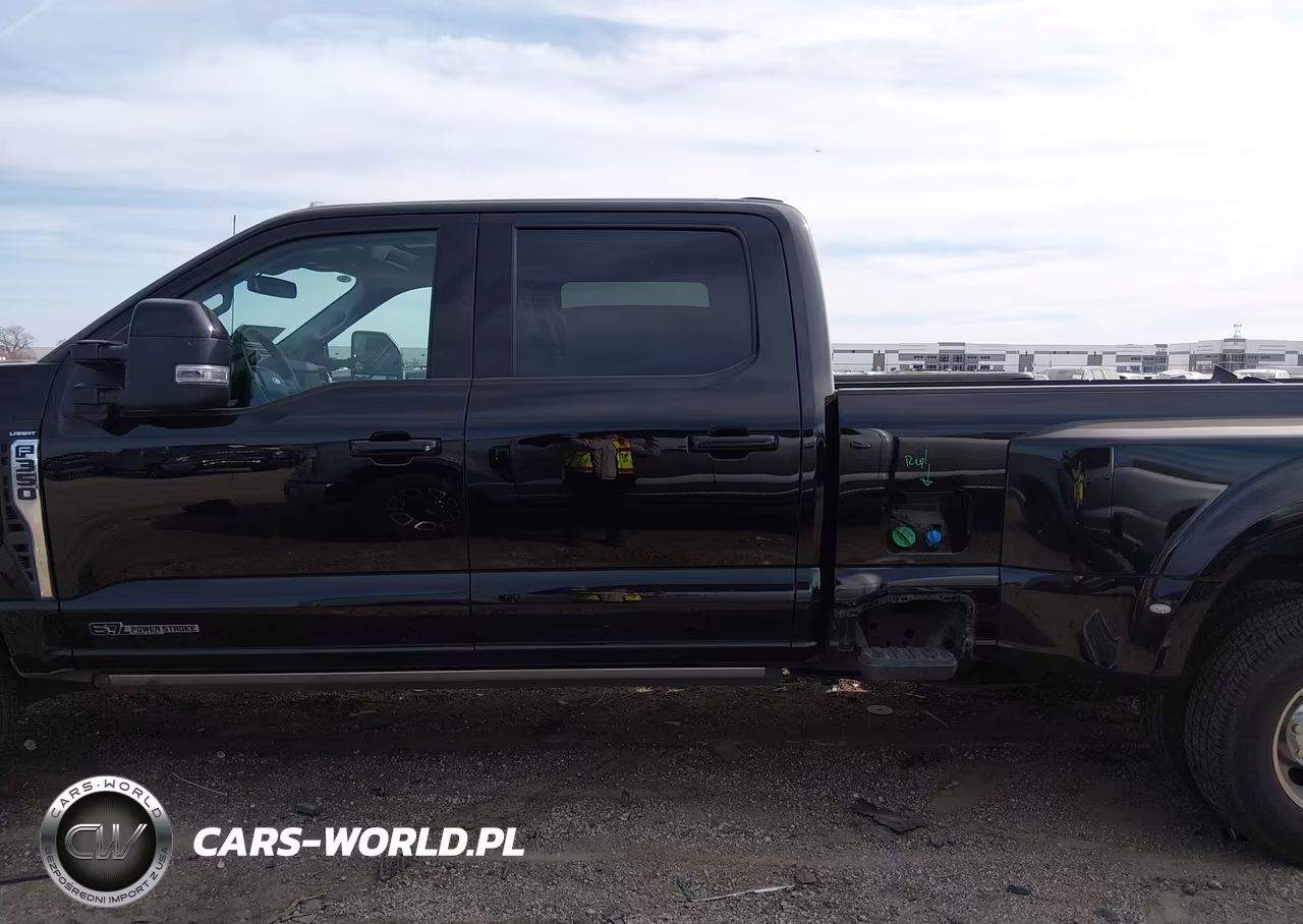 2025 Ford F-350 Lariat VIN:1FT8W3DT7SEC97829 - 15
