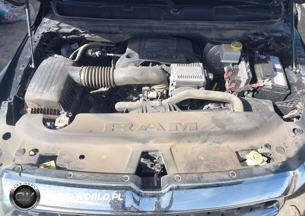 2022 Ram 1500 VIN:1C6SRFFTXNN386334 - 10