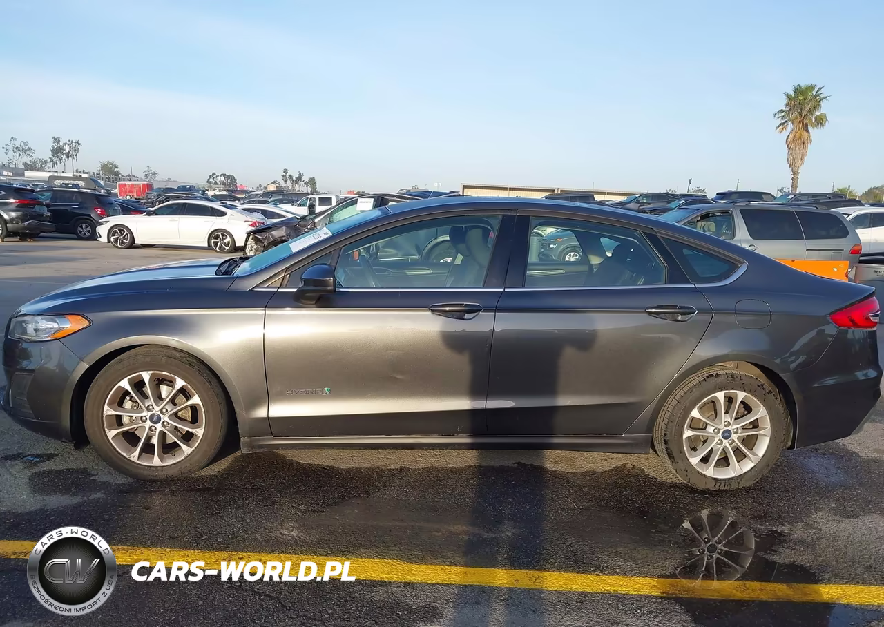 2019 Ford Fusion Hybrid Se VIN:3FA6P0LU6KR272260 - 14