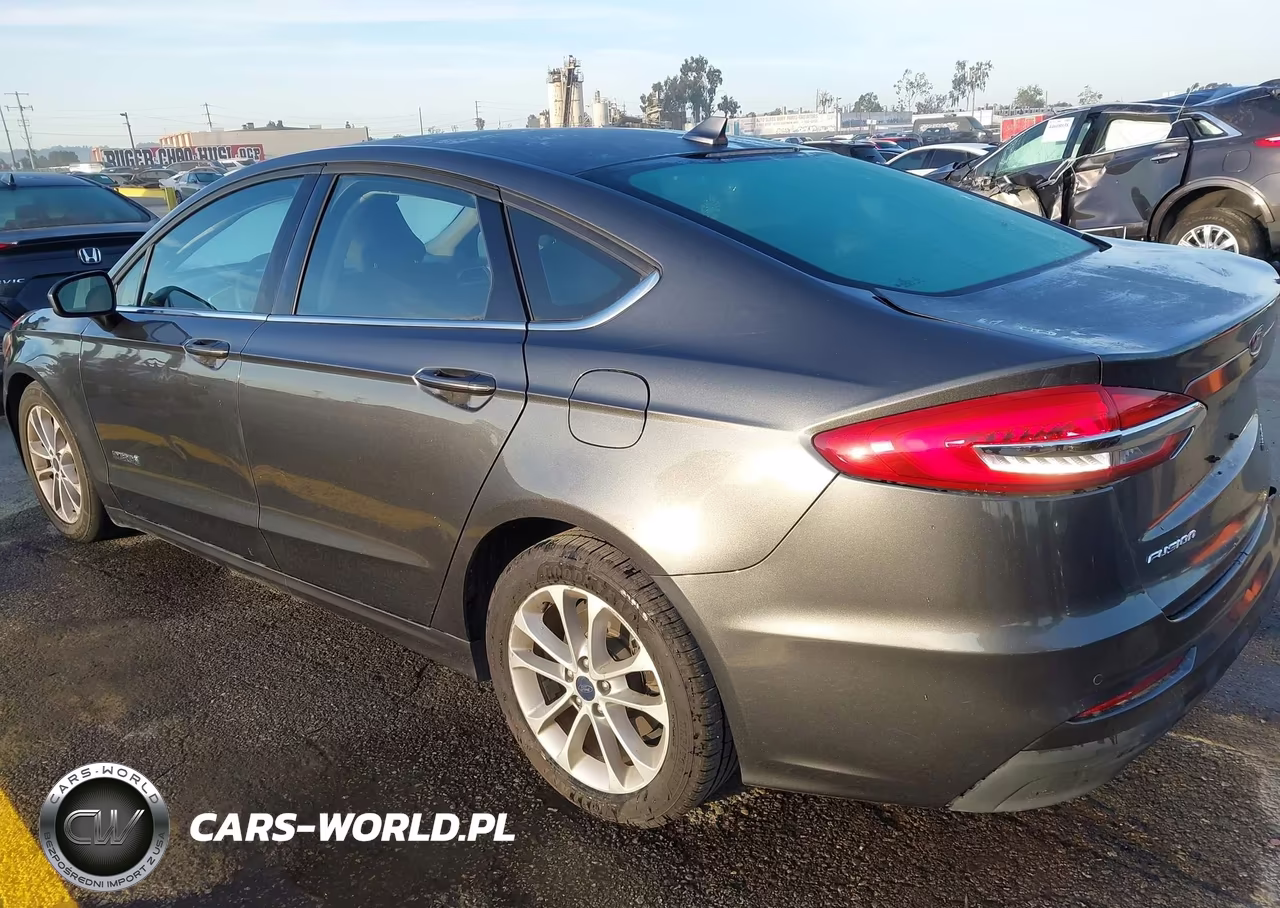 2019 Ford Fusion Hybrid Se VIN:3FA6P0LU6KR272260 - 3